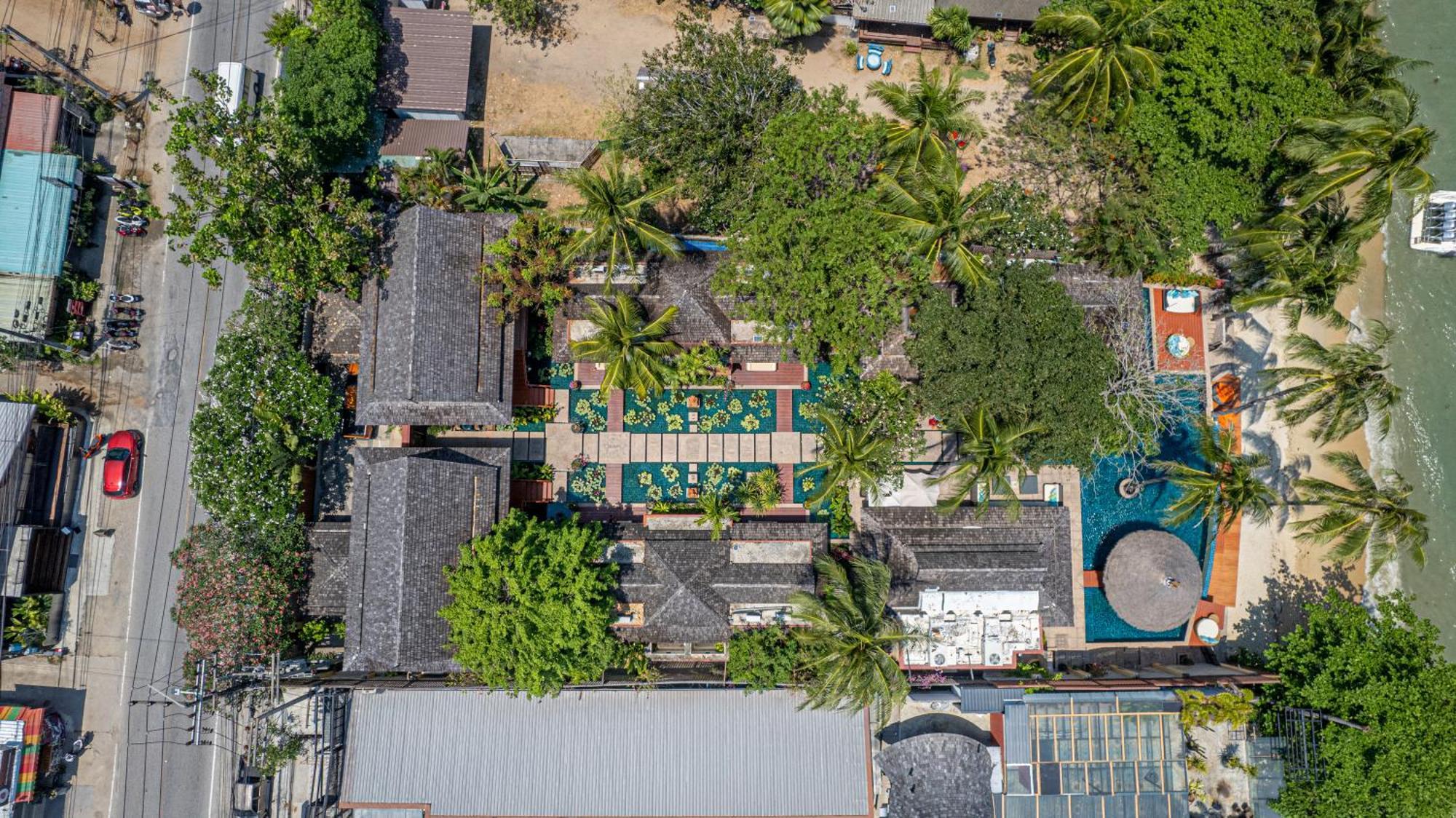 Upni Duniya - Luxury, Beachfront 9-Suites Villa Bang Rak Beach  Eksteriør bilde
