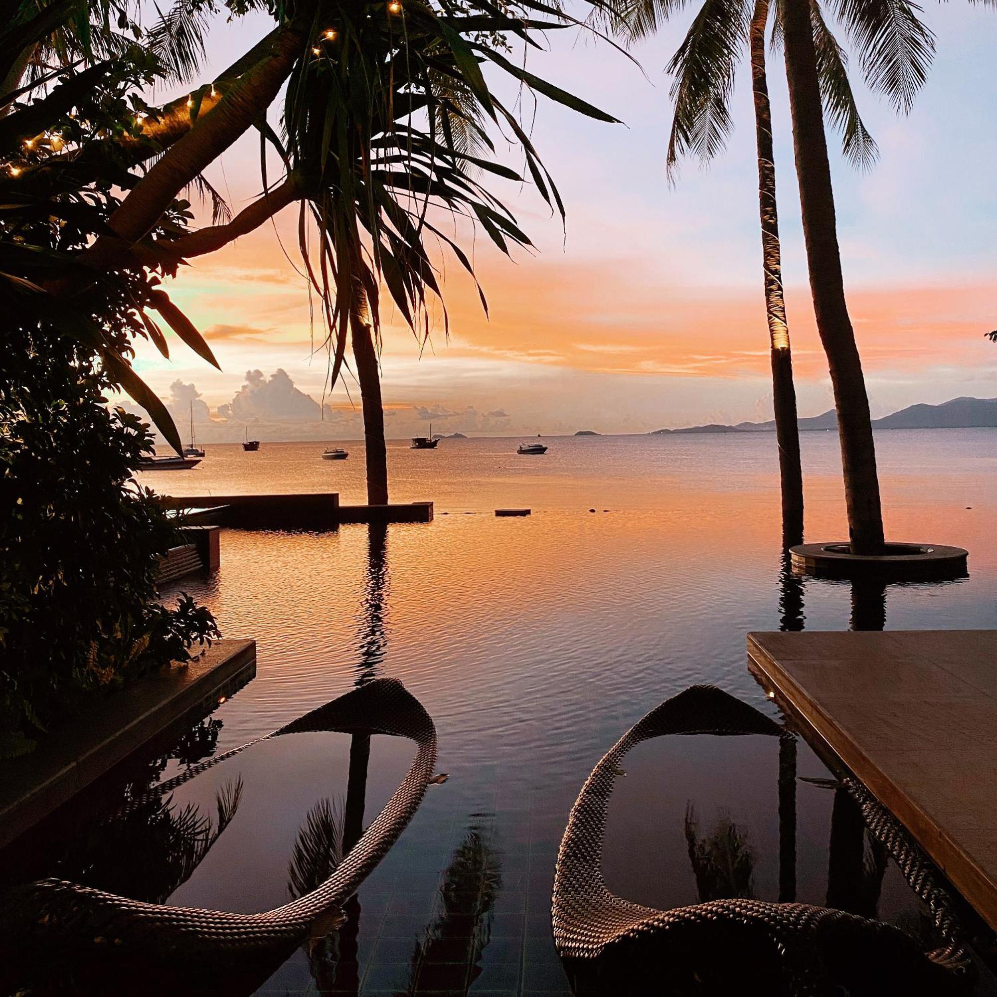 Upni Duniya - Luxury, Beachfront 9-Suites Villa Bang Rak Beach  Eksteriør bilde